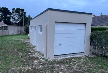 Garage Indépendant Toit terrasse béton enduit Doizon par Abridis